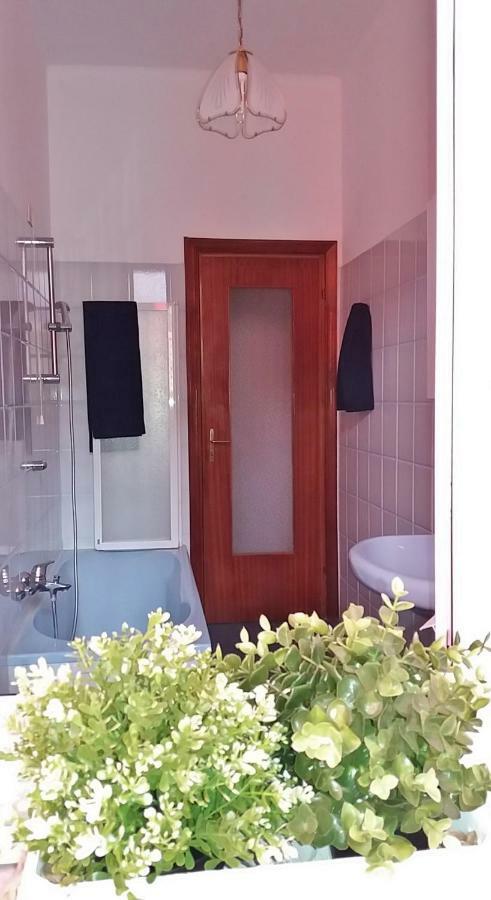 Vr Albengaアパートメント エクステリア 写真